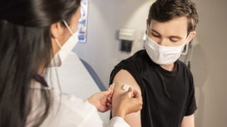 コロナウイルスワクチン接種